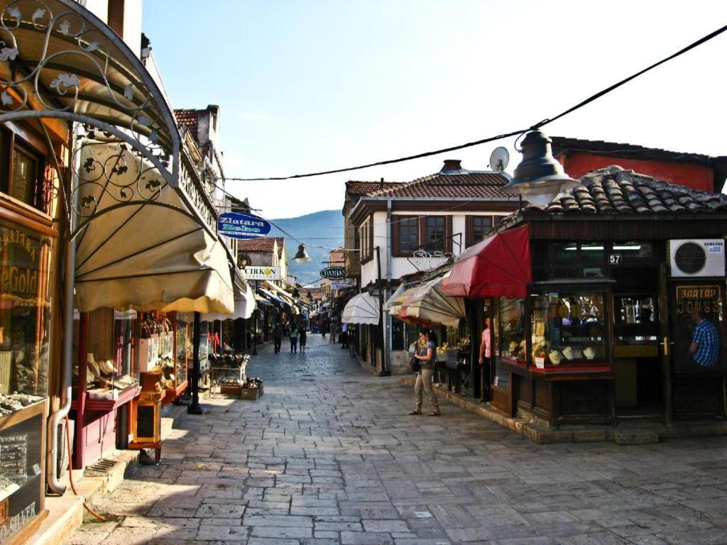 Hotel Room City Square With Great View No Parking Skopje Extérieur photo