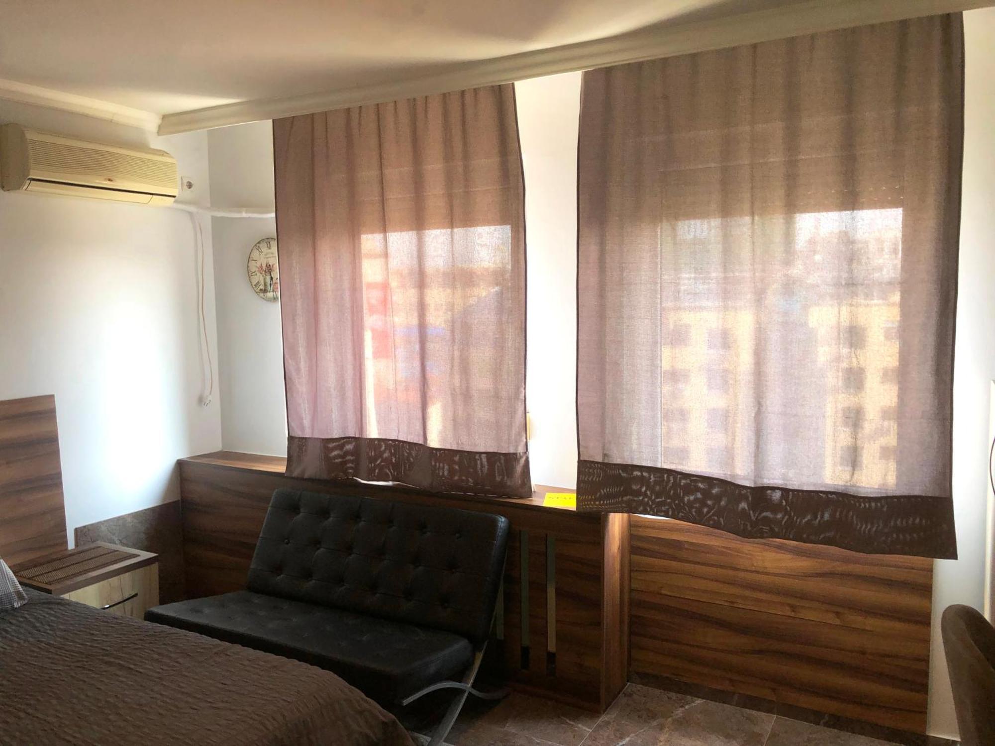 Hotel Room City Square With Great View No Parking Skopje Extérieur photo